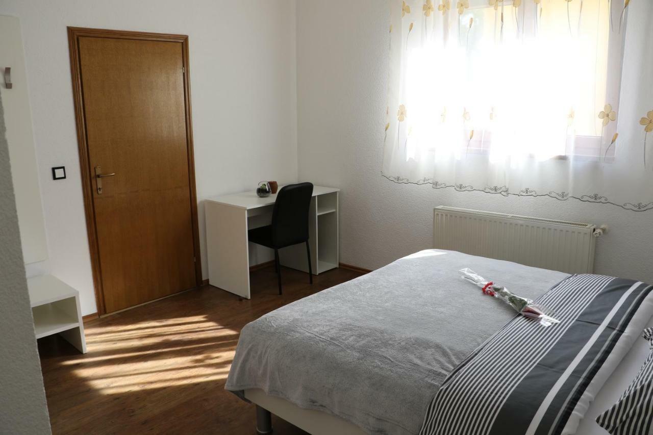 Guesthouse Mario Korenica Buitenkant foto